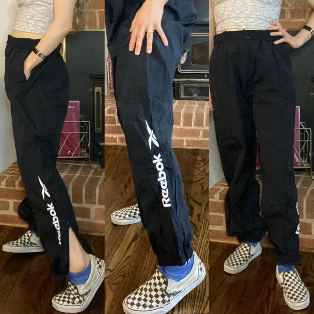 Vintage 90s Reebok Nylon Embroidered Logo Zip Leg Track Pants Joggers Sw…